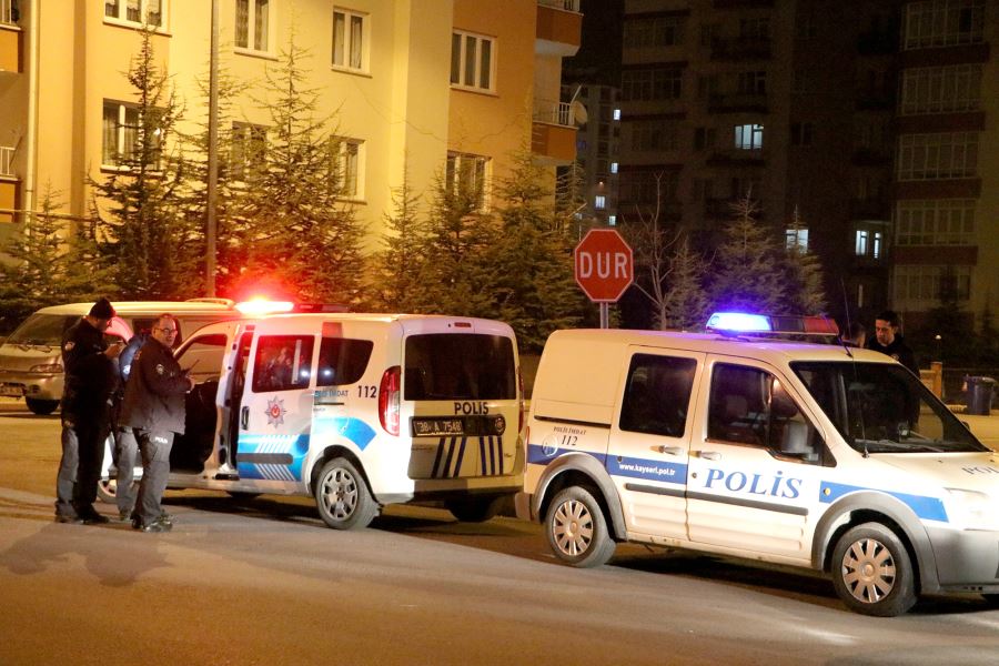 Arkadaşı ile tartıştı, intihara kalkıştı 