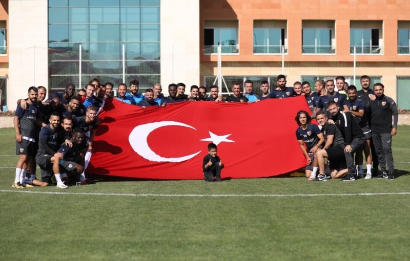 Kayserispor’da Bayram coşkusu
