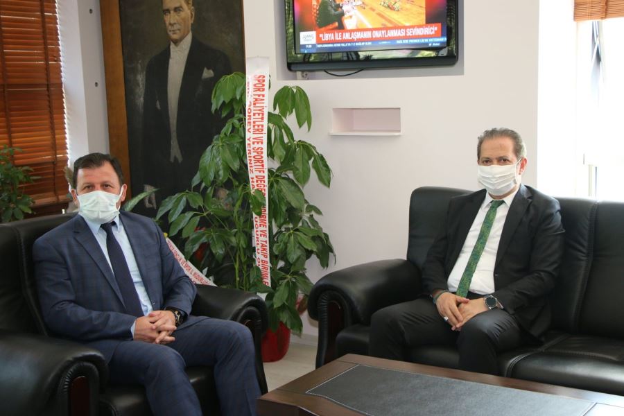 Ekinci’den, Gençlik ve Spor İl Müdürü Kabakcı’ya ziyaret