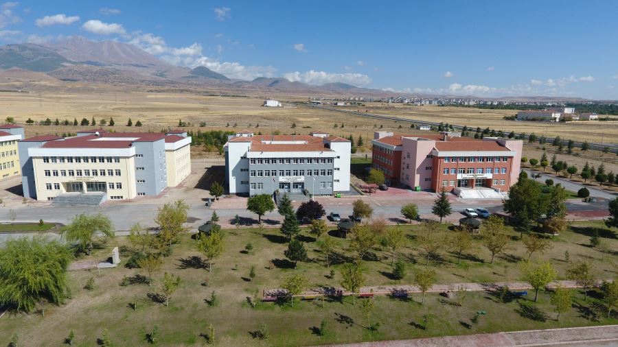 - Kayseri Üniversitesi’nden Büyükşehir Belediyesi’ne Teşekkür