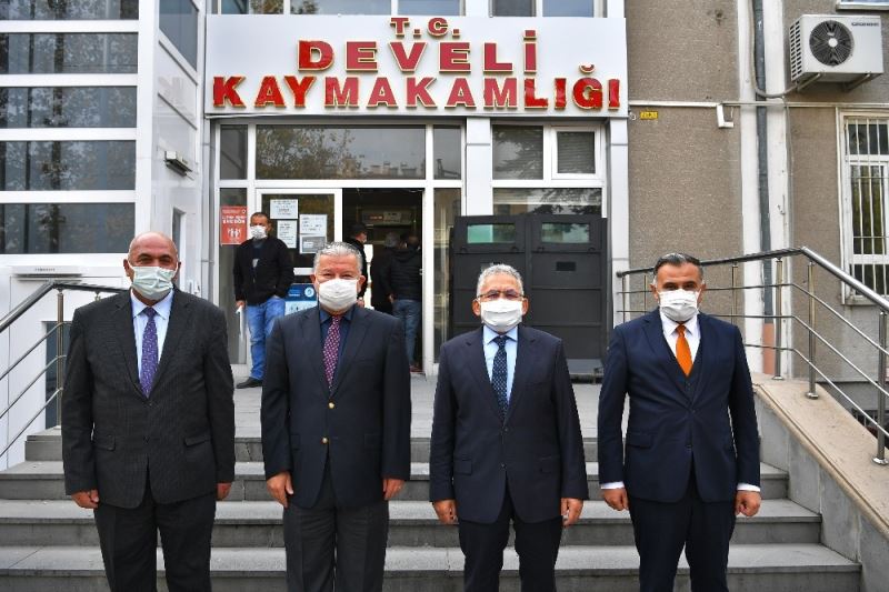 Başkan Büyükkılıç Develi’de
