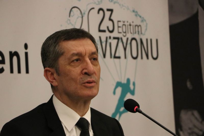 “Çocuğun sadece belli soruları çözmesini değil, aynı zamanda sorun çözmesini istiyoruz”