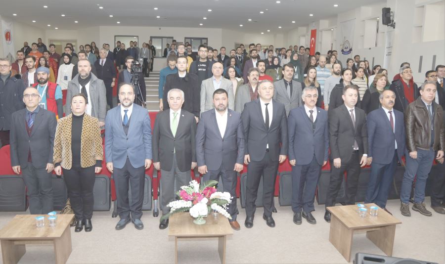 ERÜ’de “4. Veteriner Eğitim, Bilim ve Araştırma Kongresi” Başladı