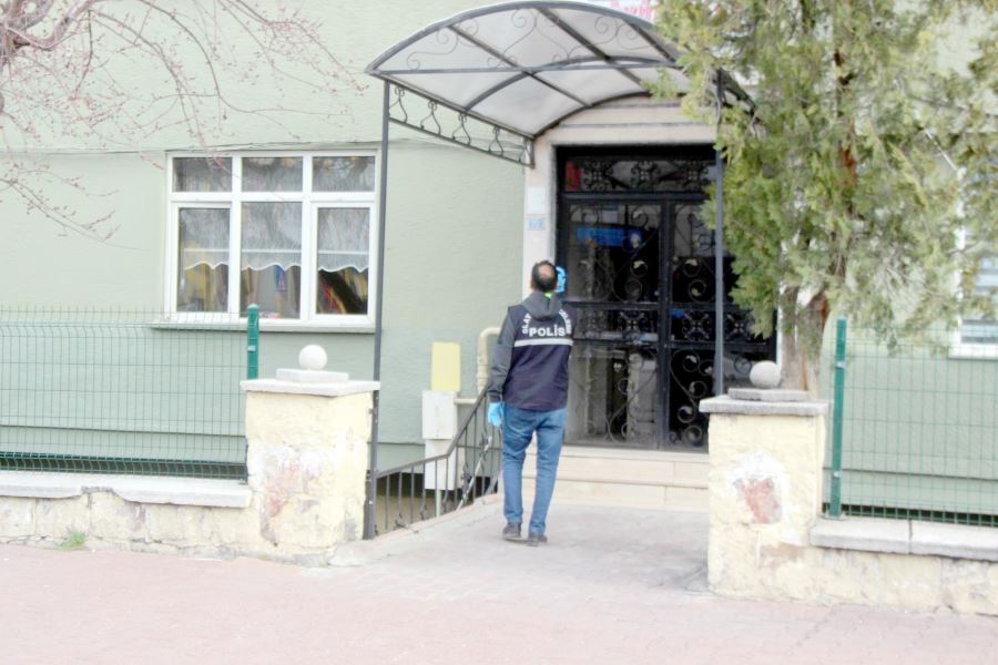 40 yaşındaki şahıs ölü bulundu