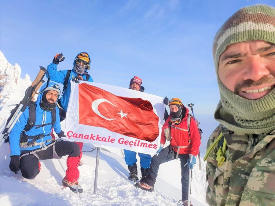 18 Mart Seyit Onbaşı tırmanışı yapıldı