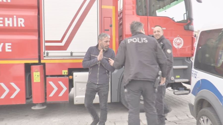 Bunalıma giren adam intihar etmeye kalktı