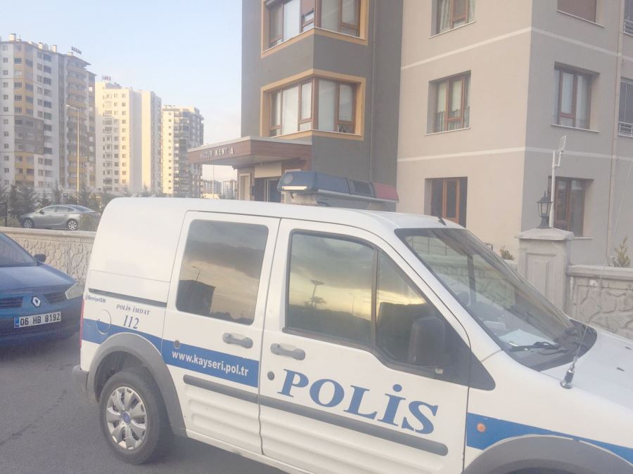 2 gündür haber alınamayan bina görevlisi ölü bulundu