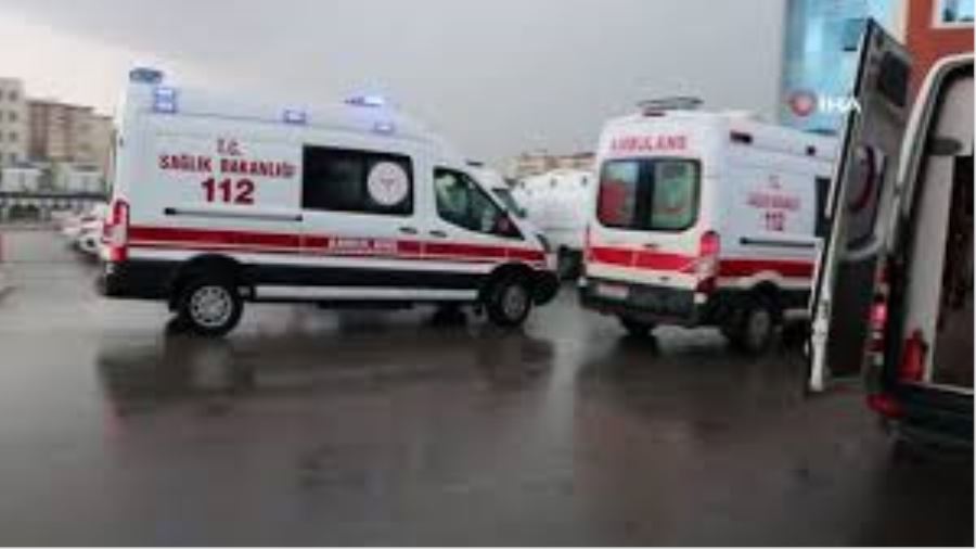  Balkondan düşen şahıs ağır yaralandı