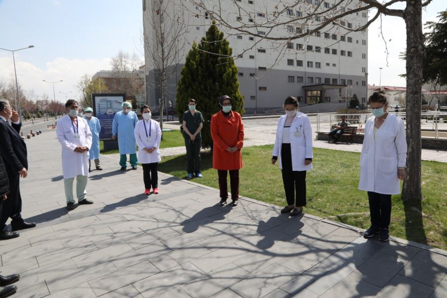 ilk sağlık şehidi Kayseri’de anıldı