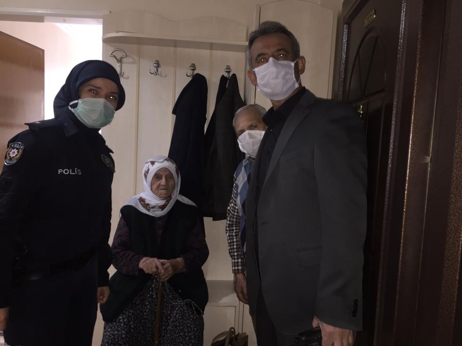 Asırlık annelerin Anneler Günü kutlandı