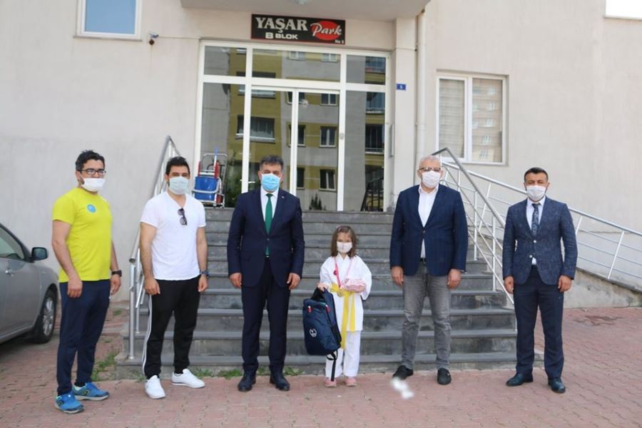 Online Kata müsabakalarında dereceye girenler ödüllendirildi