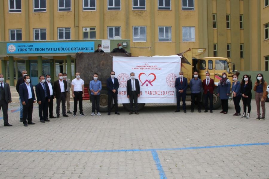 Milli Eğitim Müdürlüğü yardımlarını her ilçeye ulaştırıyor