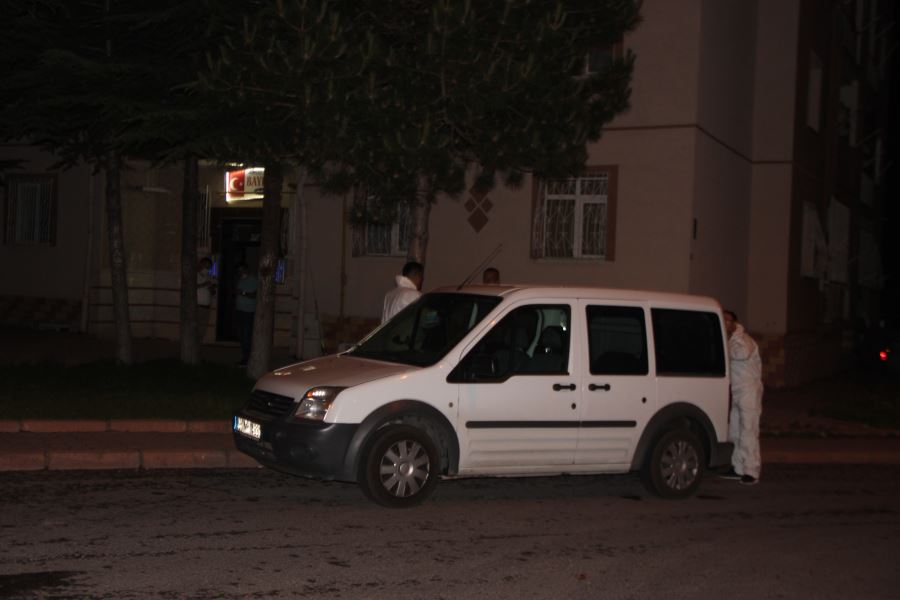  Yalnız yaşadığı evde ölü bulundu