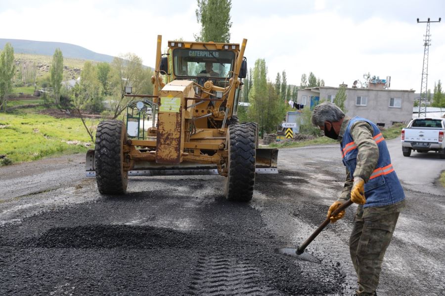 Talas Belediyesi, alt ve üstyapı çalışmalarını aralıksız sürdürüyor