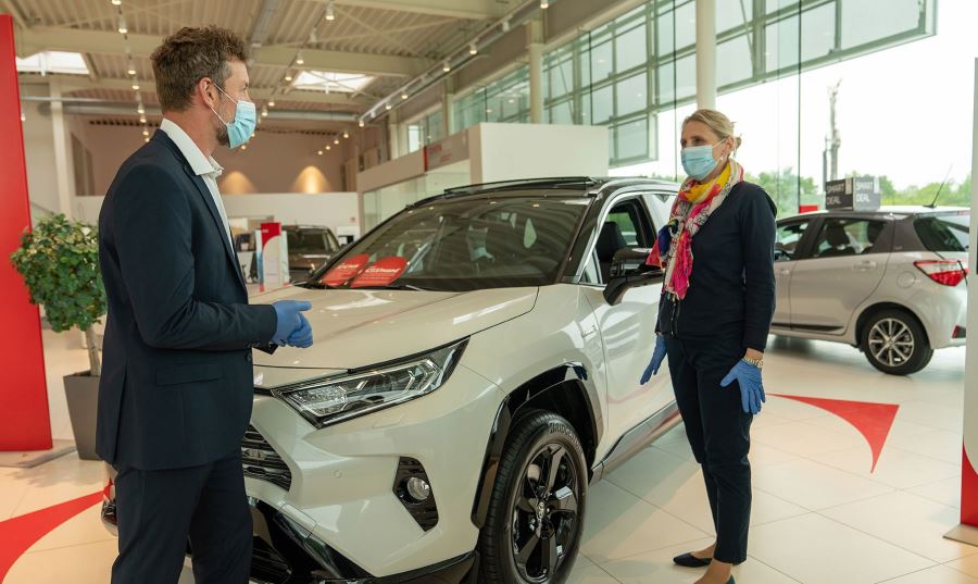 Toyota Plaza Aksoy’da en üst düzeyde hijyen ile müşteriler ağırlanıyor