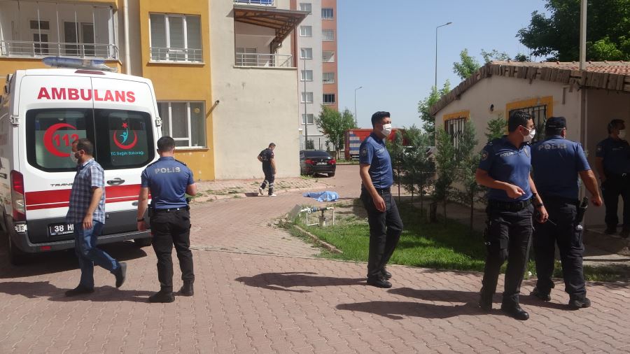 12. kattan düşen kadın hayatını kaybetti