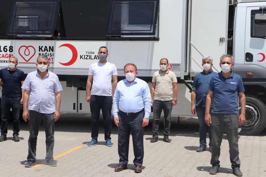 Kocasinan İlçe Milli Eğitim Müdürlüğü’nden Kızılay’a kan bağışı kampanyası