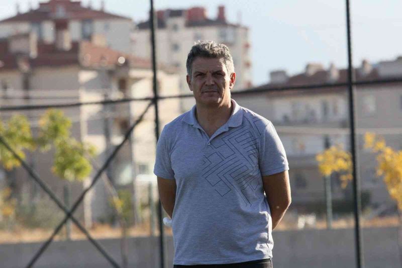 Amatör futbolcular için düğün salonu
