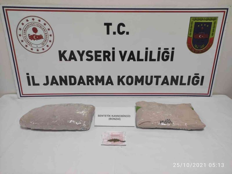 Jandarmadan uyuşturucu operasyonu
