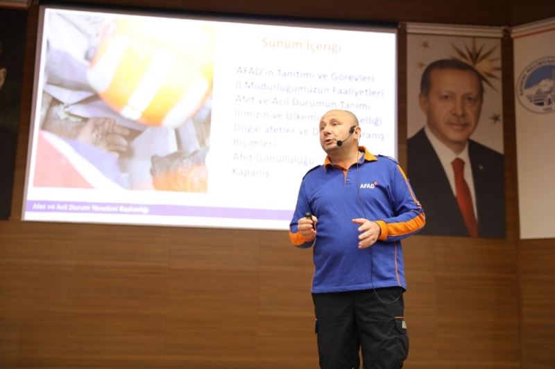 AFAD’tan Melikgazi personeline afet eğitimi
