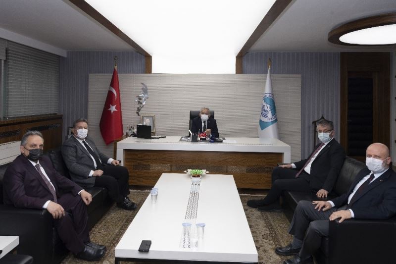 Başkan Büyükkılıç’tan istişare toplantısı
