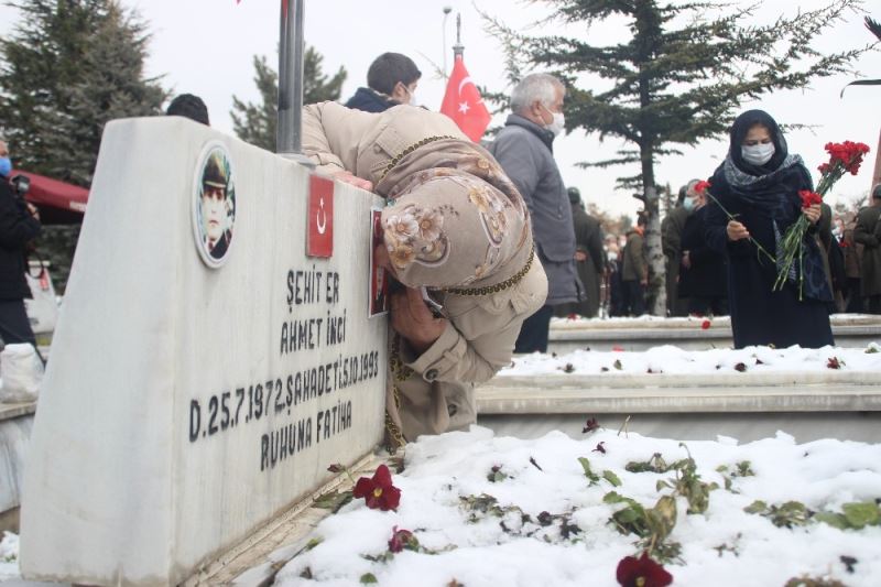 Şehitler Kayseri’de anıldı
