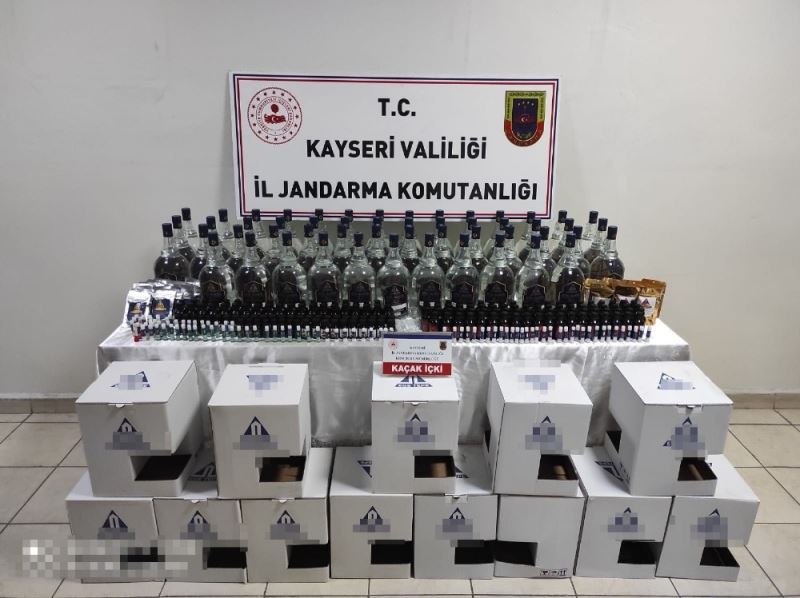 Jandarmadan kaçak içki operasyonu
