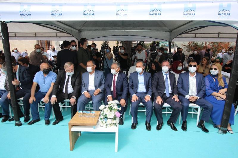 Hacılar’da 2 açılış birden
