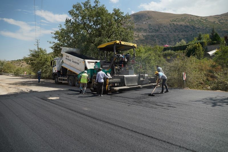 Melikgazi’de asfalt çalışmaları devam ediyor
