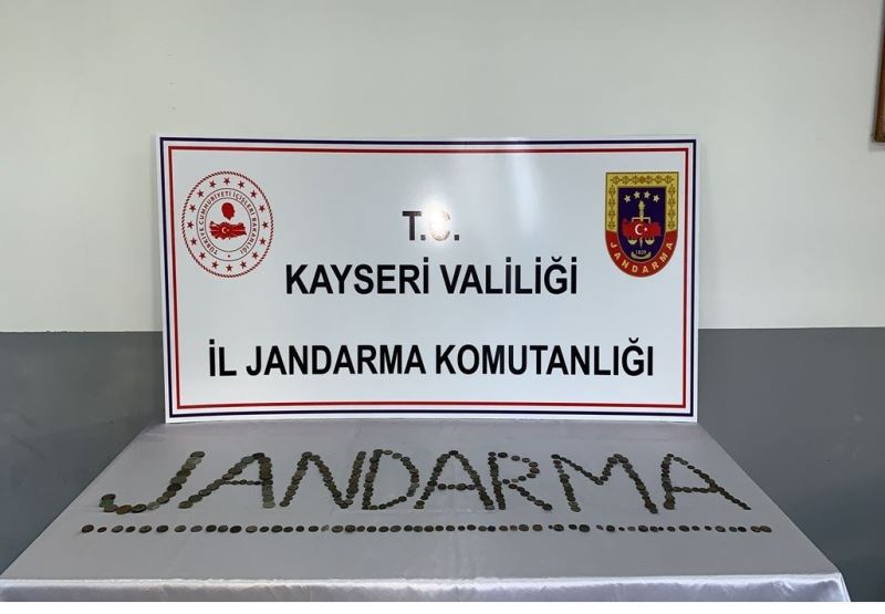 Jandarmadan tarihi eser operasyonu
