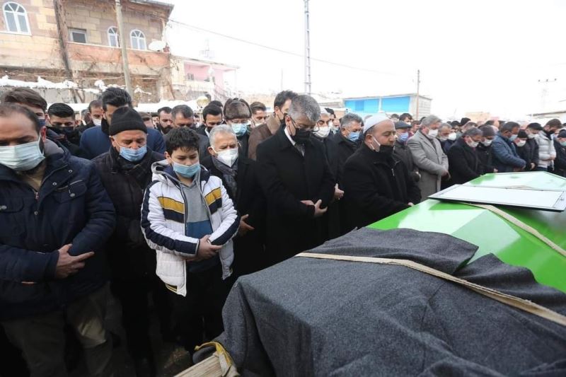 Adem Özbek son yolculuğuna uğurlandı
