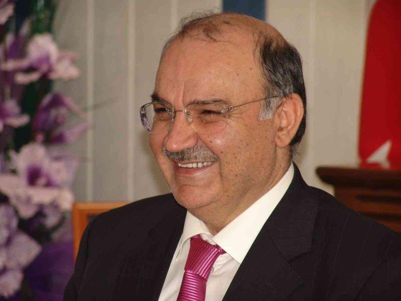 Bekir Yıldız: “Bu şehir Memduh Bey’e borçlu”
