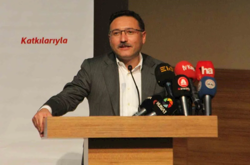 Vali Çiçek: 