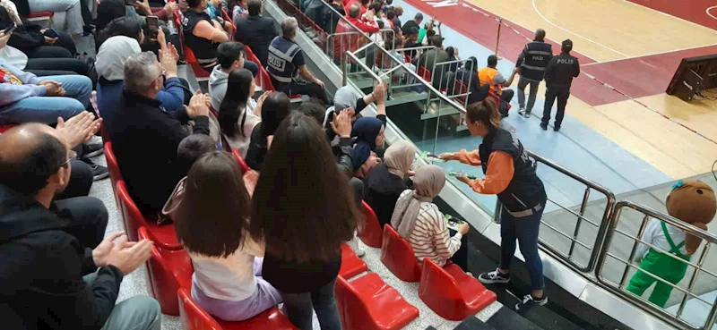 Narkotik Polisi Vatandaşı Bilgilendirdi
