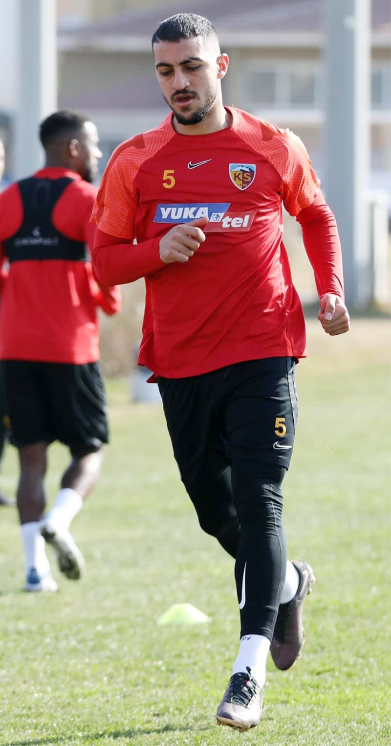 Kayserispor’da ’milli gurur’
