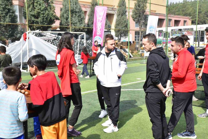 Büyükşehir Spor A.Ş.’den depremzede çocuklara ‘spor terapisi’
