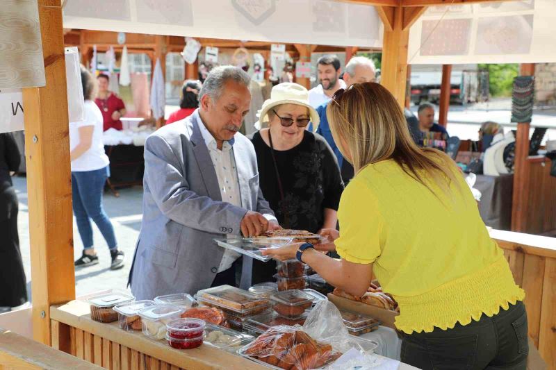 Bu pazar maharetli eller günü
