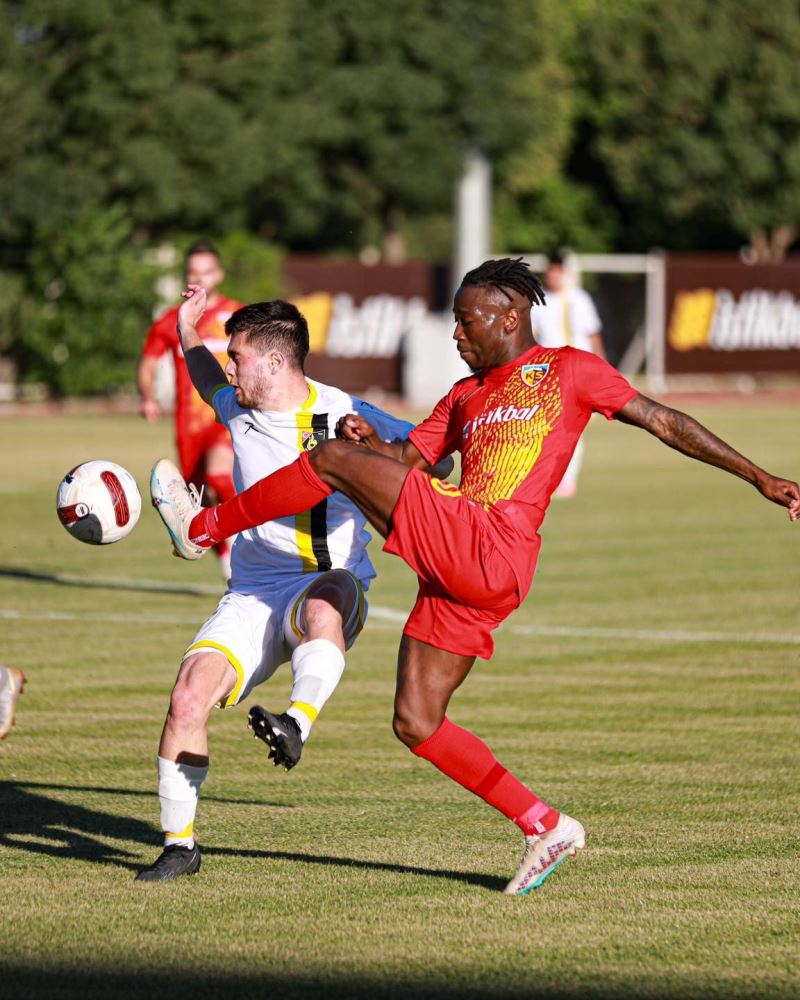 Kayserispor İstanbul deplasmanında
