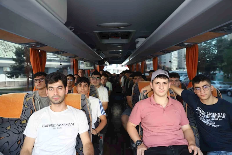 Büyükşehir, gençleri “destan şehri” Çanakkale ile buluşturuyor
