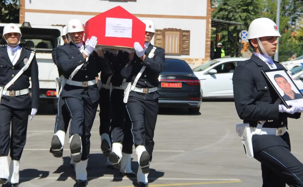 Kayseri’de kıraathanede çıkan kavgaya müdahale sırasında yaralanan polis memuru şehit oldu