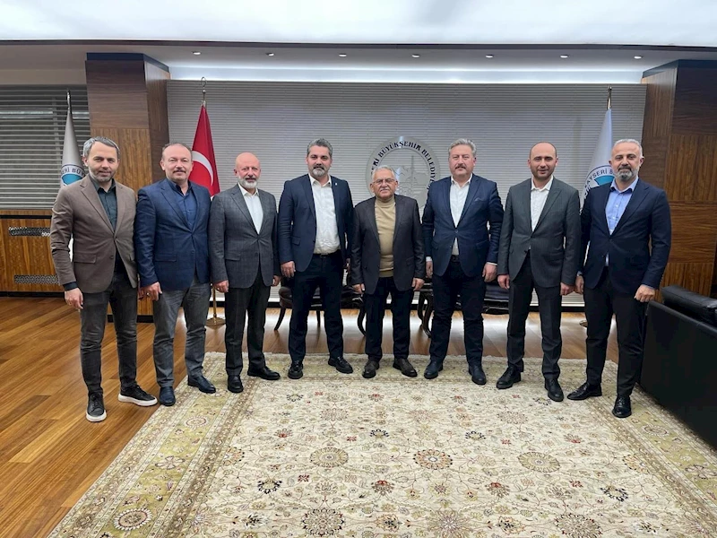 Başkan Büyükkılıç, ilçe belediye başkanlarıyla bir araya geldi
