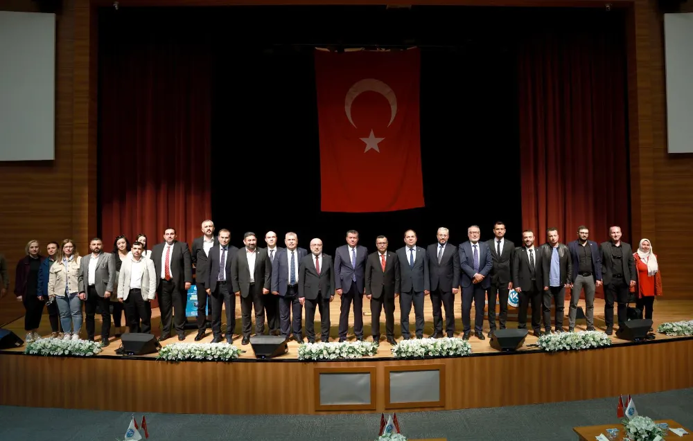 Cumhurbaşkanı Başdanışmanı Sertçelik, KAYÜ’de konferans verdi