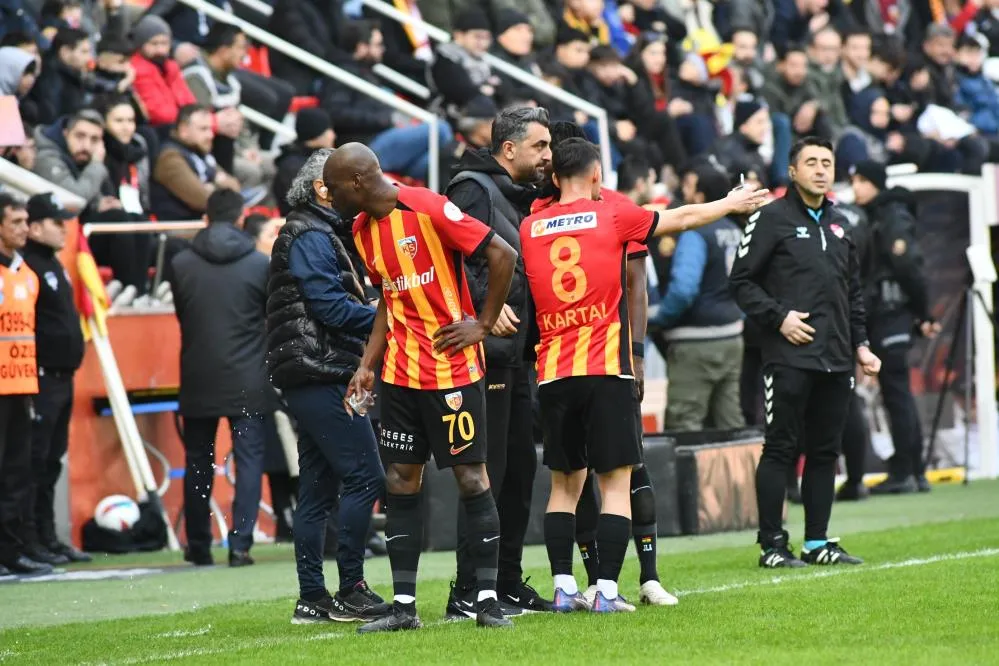 Trendyol Süper Lig: Kayserispor: 0 - Samsunspor: 1 (İlk yarı)
