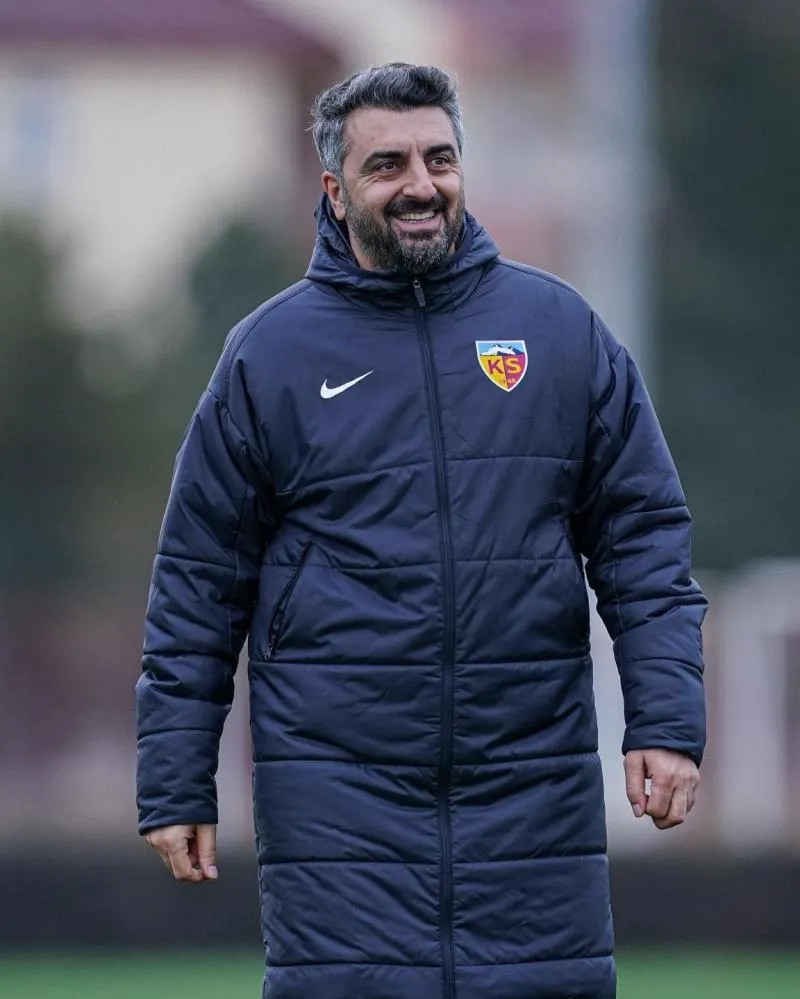 Kayserispor’da Sinan Kaloğlu ile yollar ayrıldı