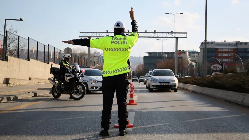 ’Dur’ ihtarına uymayan 18 yaşındaki gence rekor ceza