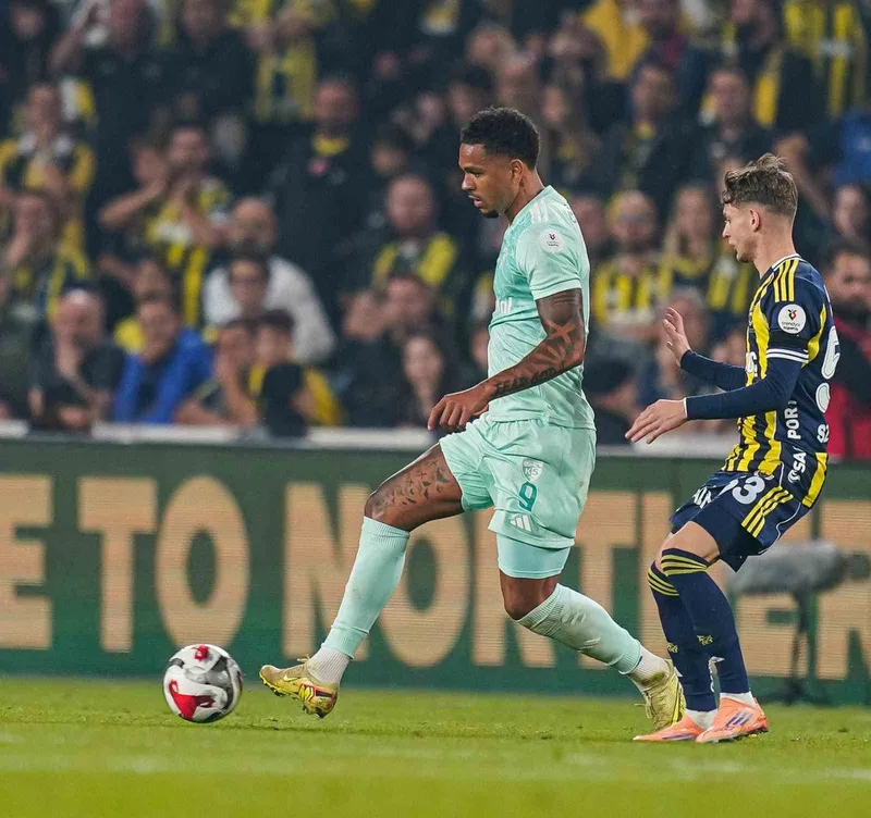 German Onugkha gollerine devam ediyor
