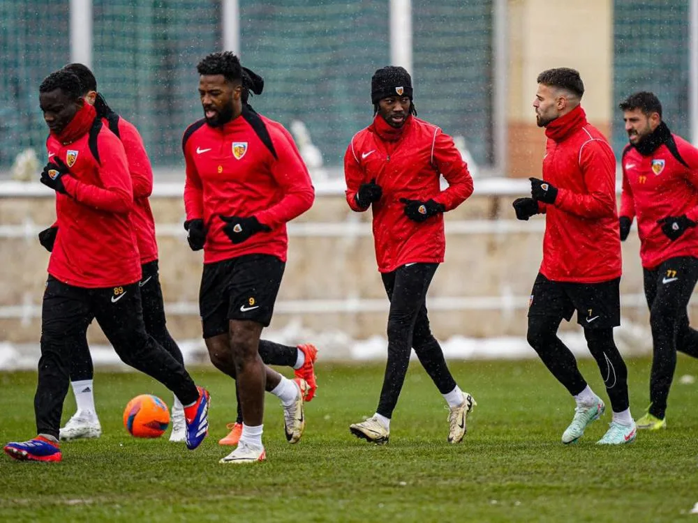 Kayserispor deplasmanda kazanmak istiyor