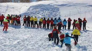 Erciyes’te gerçeği aratmayan çığ tatbikatı
