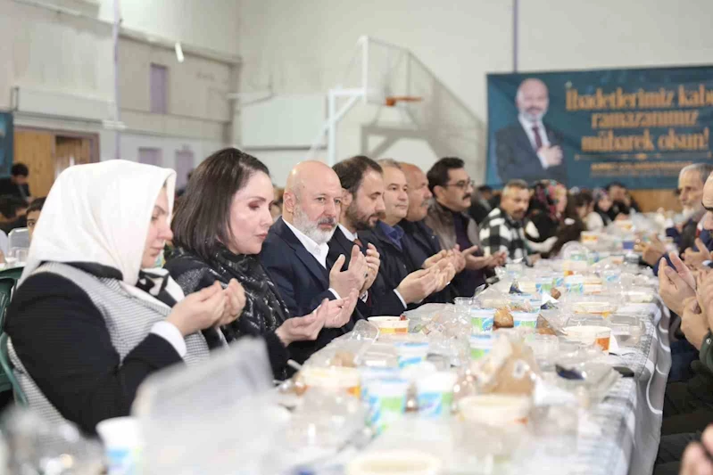 Kocasinan’ın iftarına binler katıldı
