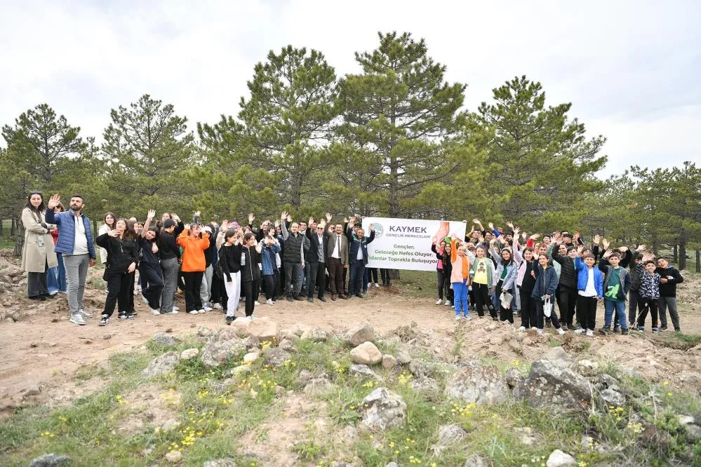 3 bin fidanı toprakla buluşturan büyükşehirden ‘Gesi Ağaçlandırma Şenliği’